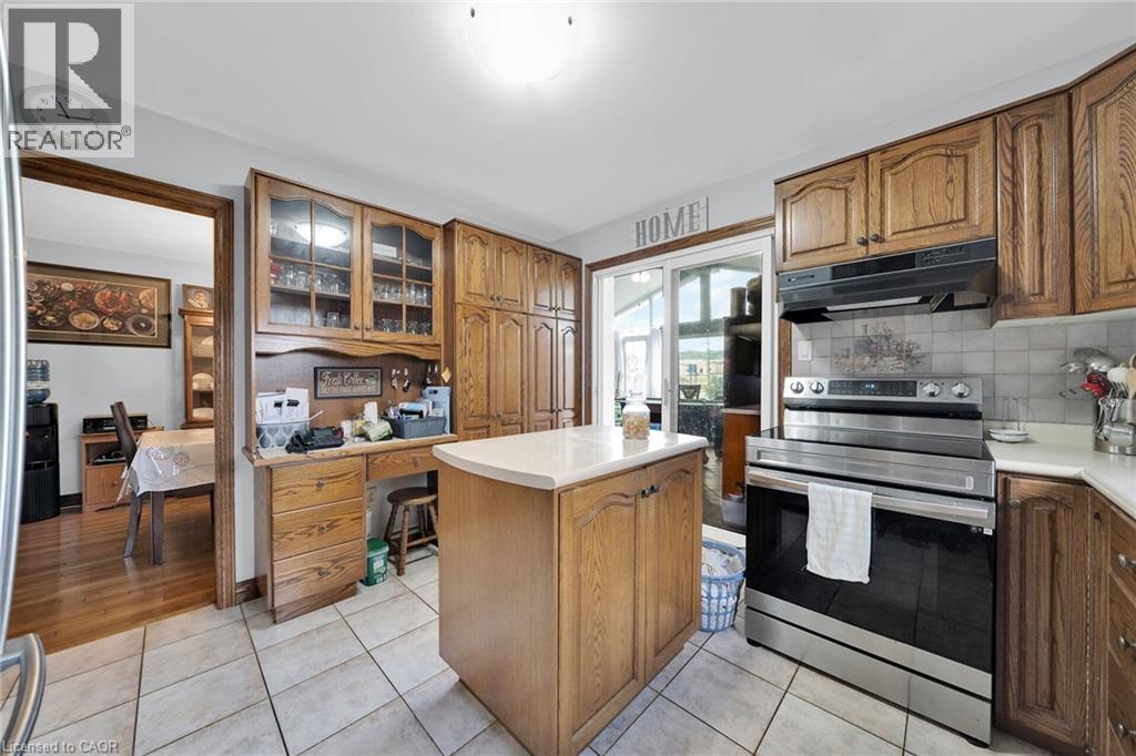 35 Macintosh Drive, Stoney Creek, Ontario  L8E 4E4 - Photo 12 - 40762081
