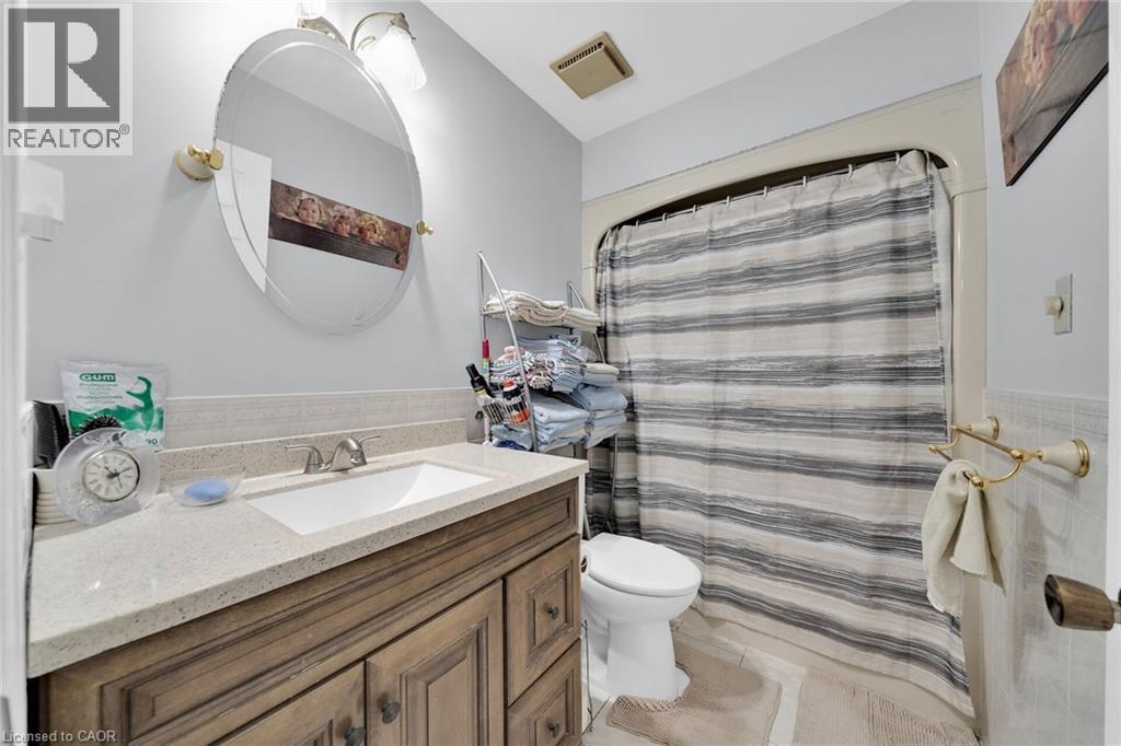 35 Macintosh Drive, Stoney Creek, Ontario  L8E 4E4 - Photo 20 - 40762081