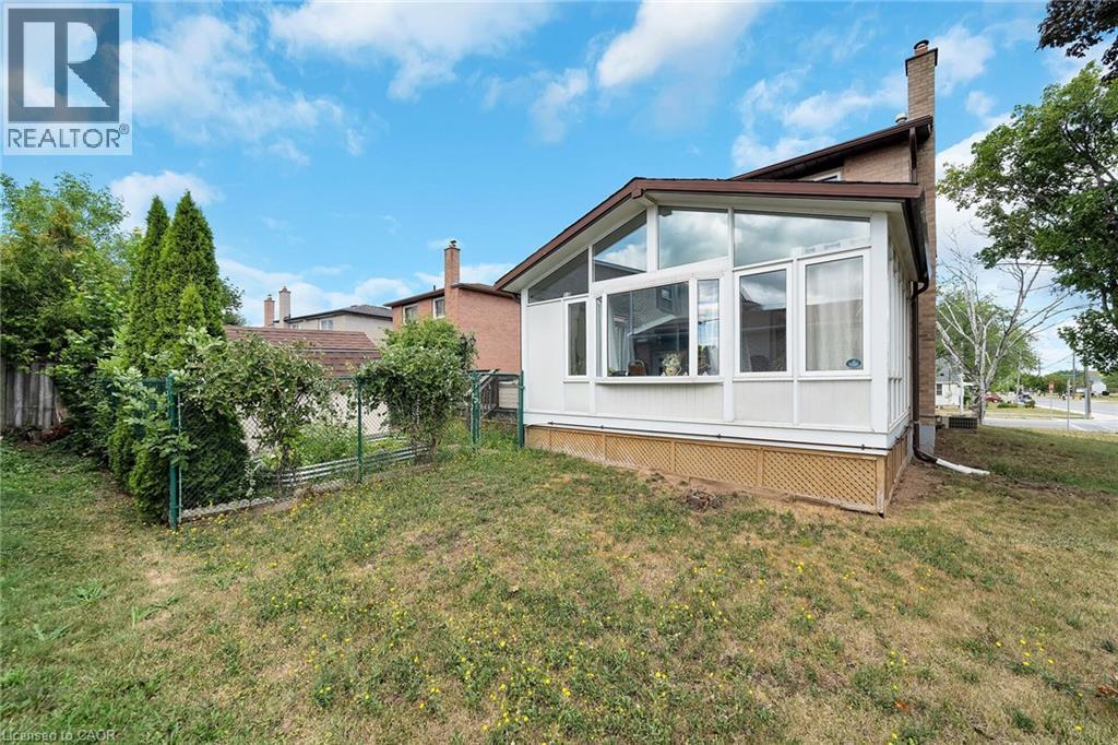 35 Macintosh Drive, Stoney Creek, Ontario  L8E 4E4 - Photo 32 - 40762081