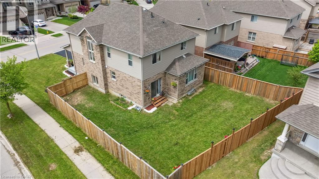 450 Applegate Court, Waterloo, Ontario  N2T 0A9 - Photo 45 - 40761964