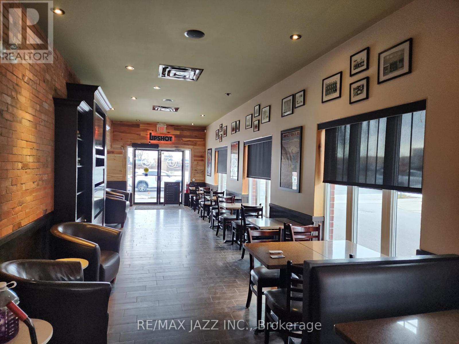 1 - 16 Winchester Road, Whitby, Ontario  L1M 2J7 - Photo 2 - E12357120