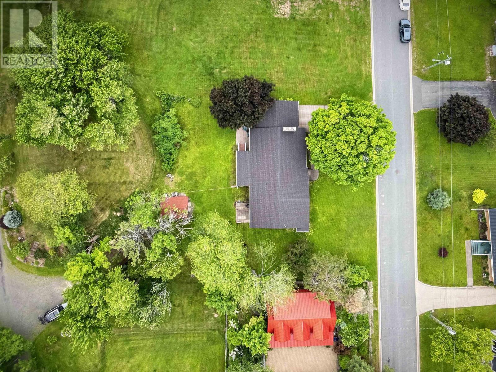 Property at 260 Linden Avenue image 5