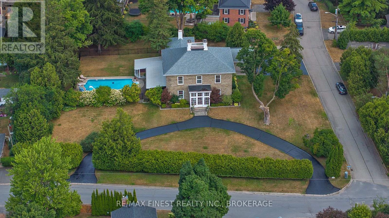 55 Cochrane Drive, Brockville, Ontario  K6V 2Y9 - Photo 49 - X12357070
