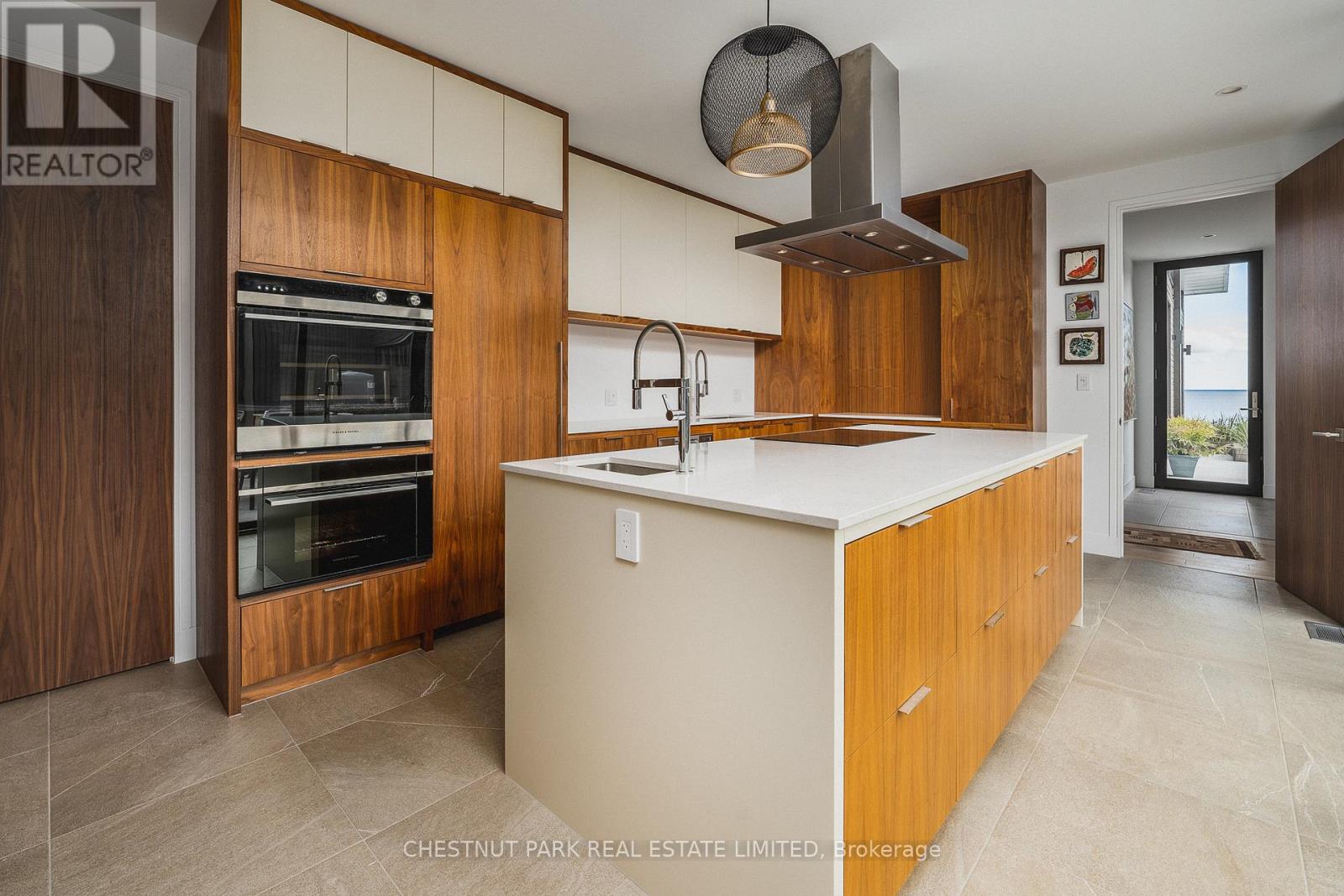 1641 County Road 13, Prince Edward County, Ontario  K0K 2P0 - Photo 12 - X12357013