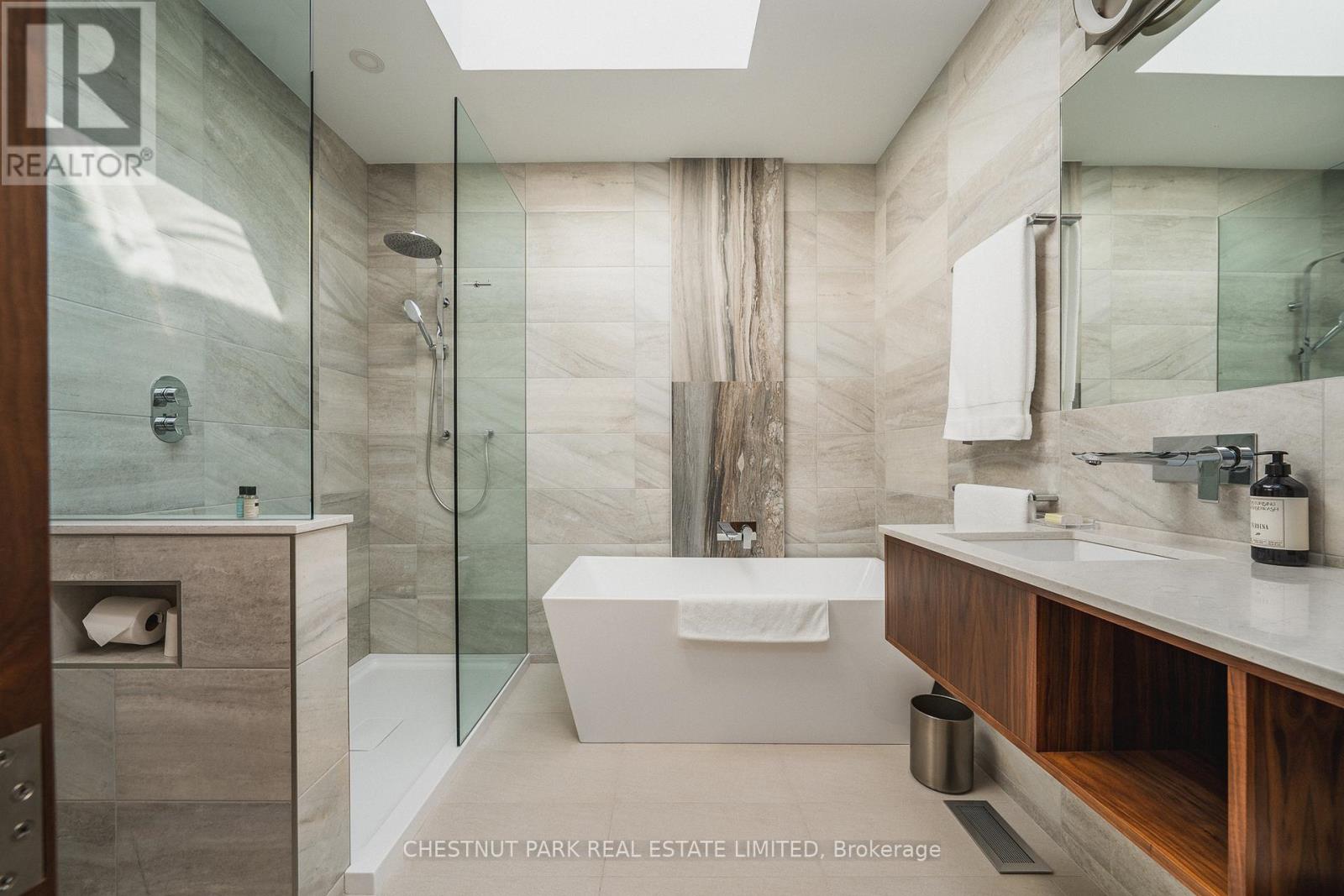 1641 County Road 13, Prince Edward County, Ontario  K0K 2P0 - Photo 19 - X12357013