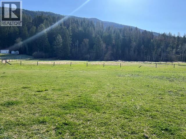 2802 Lower Wynndel Road, Wynndel, British Columbia  V0B 1G8 - Photo 5 - 10338506