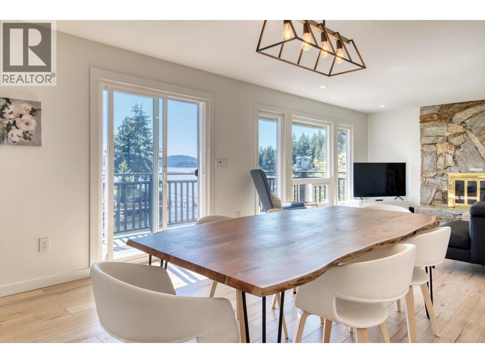 5639 O'brian Road, Halfmoon Bay, British Columbia  V7Z 1E9 - Photo 21 - R3039193