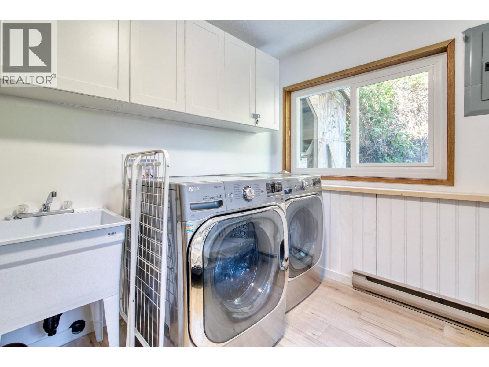 5639 O'brian Road, Halfmoon Bay, British Columbia  V7Z 1E9 - Photo 30 - R3039193