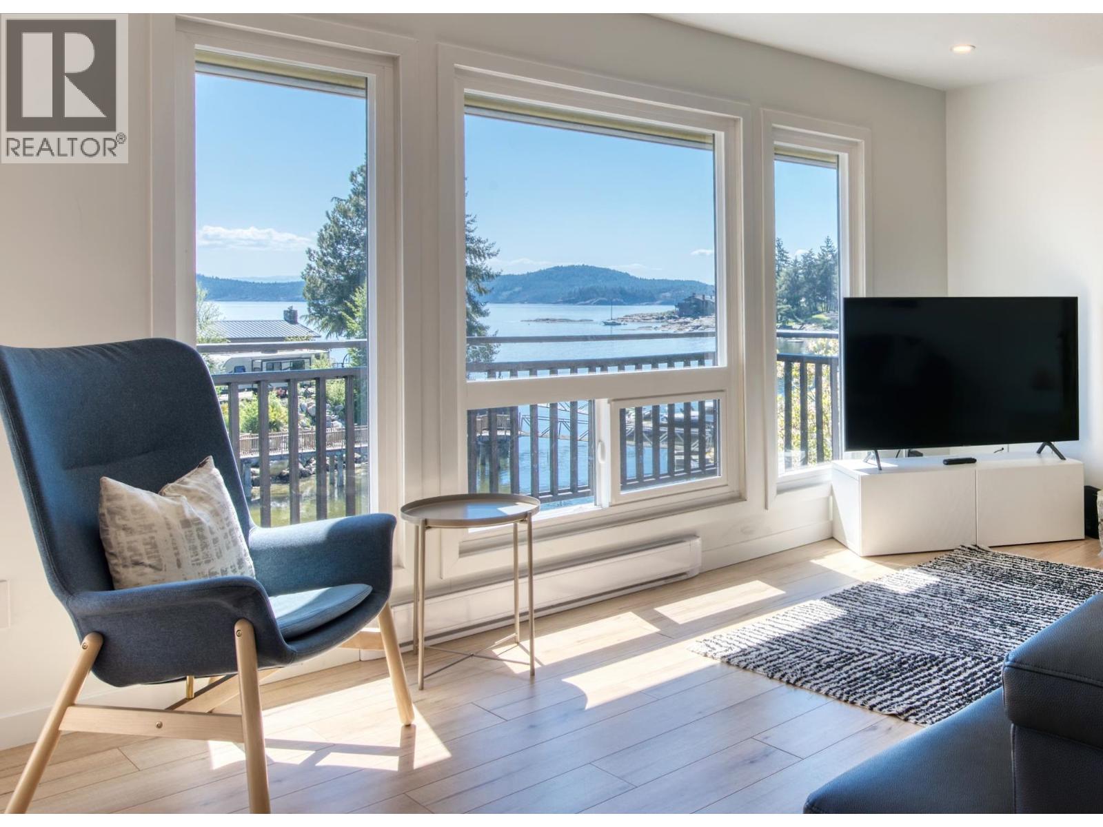 5639 O'brian Road, Halfmoon Bay, British Columbia  V7Z 1E9 - Photo 7 - R3039193