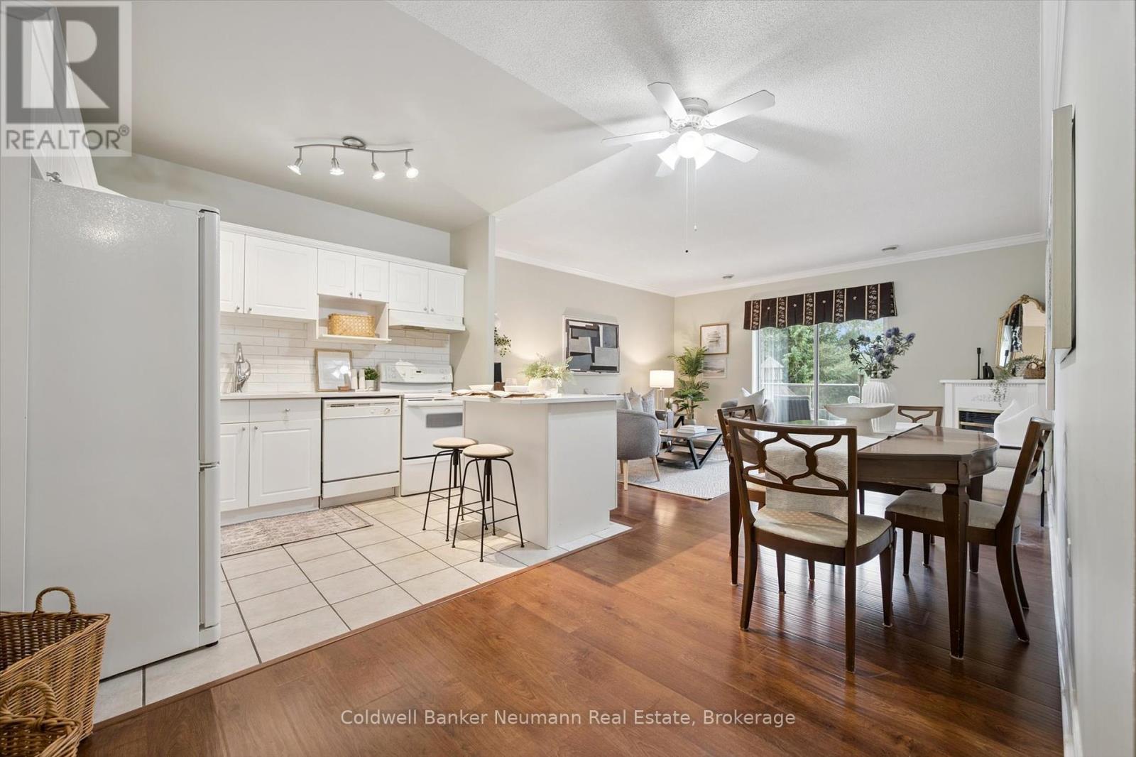 206 - 60 Wyndham Street S, Guelph, Ontario  N1E 7H7 - Photo 1 - X12310344