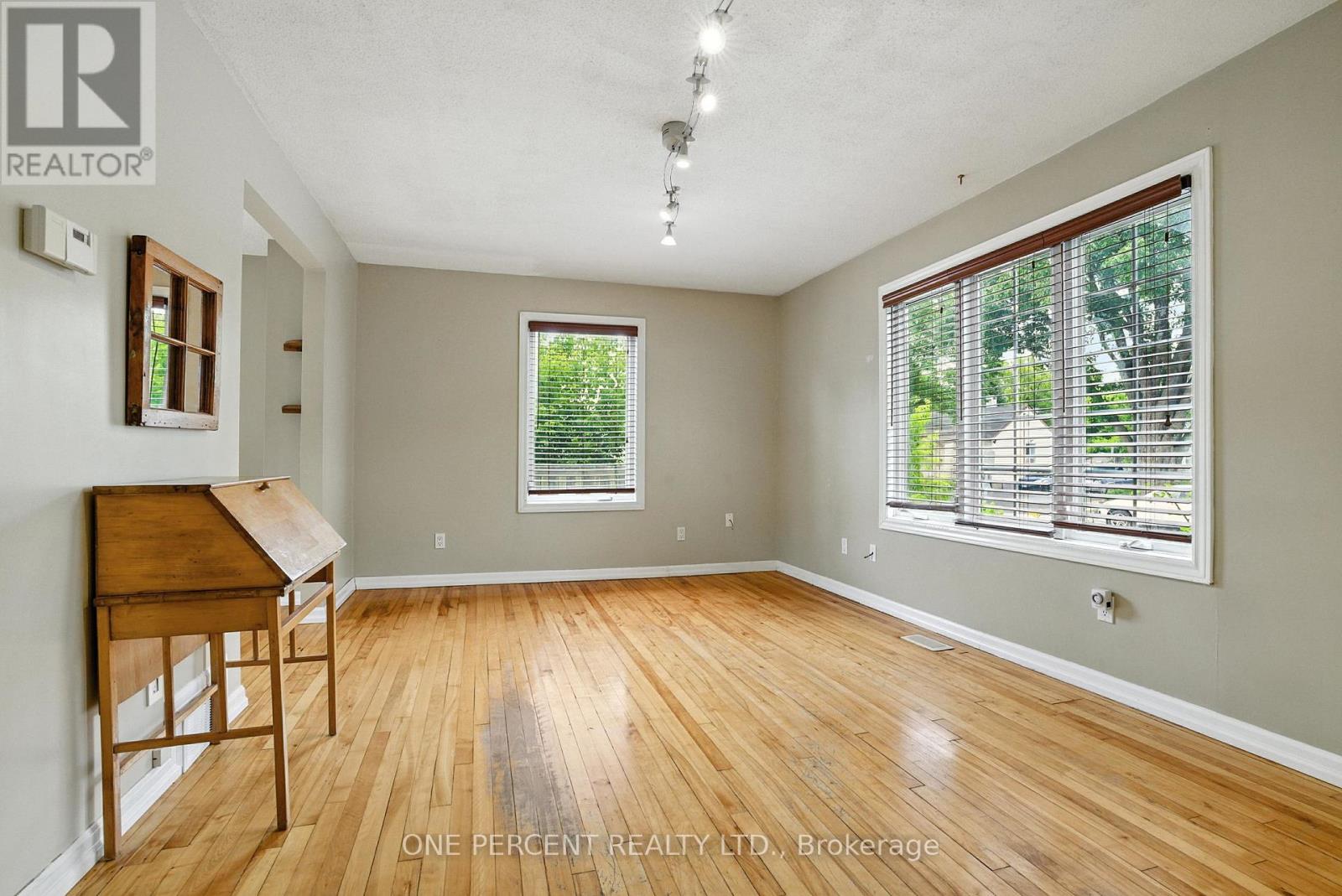 Property at 284 ANNA AVENUE image 5