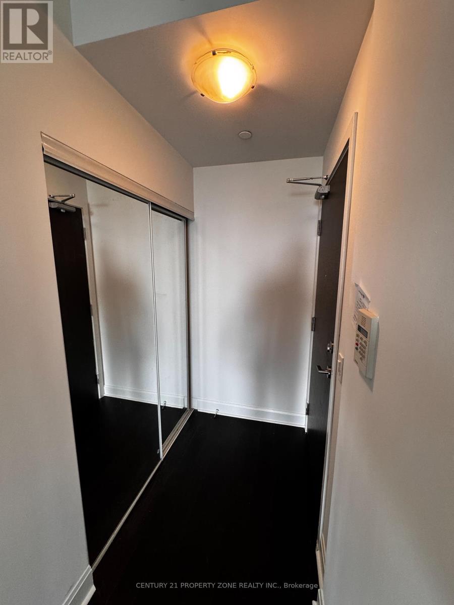1310 - 33 Shore Breeze Drive, Toronto, Ontario  M8V 0G1 - Photo 13 - W12328943