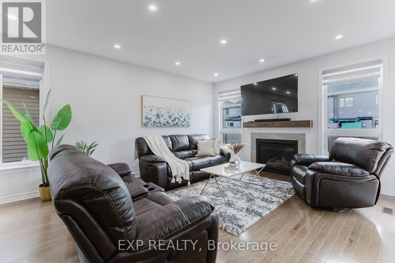 80 Palfrey Way, Ottawa, Ontario  K2V 0B3 - Photo 12 - X12356998