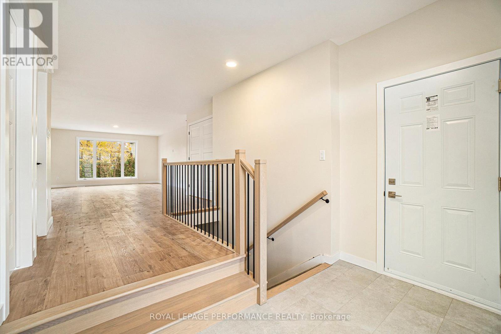 41 Forrester Way, South Stormont, Ontario  K0C 1P0 - Photo 12 - X12357009