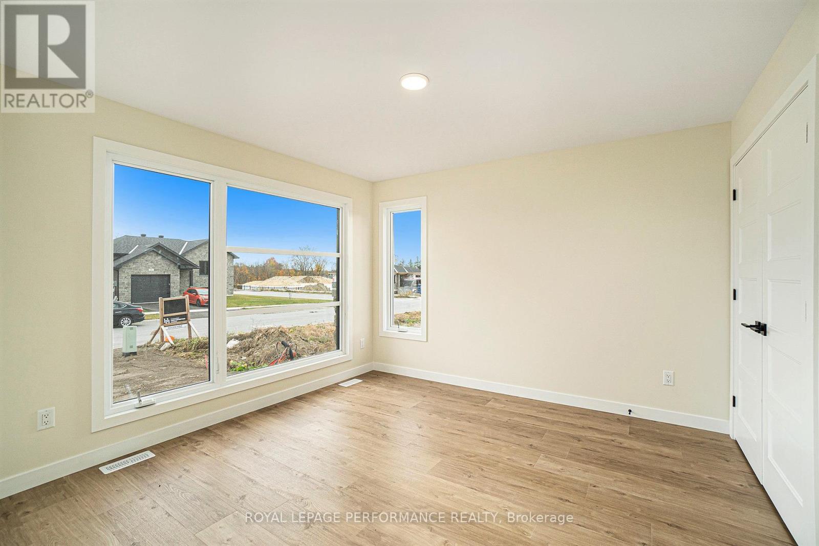 41 Forrester Way, South Stormont, Ontario  K0C 1P0 - Photo 28 - X12357009