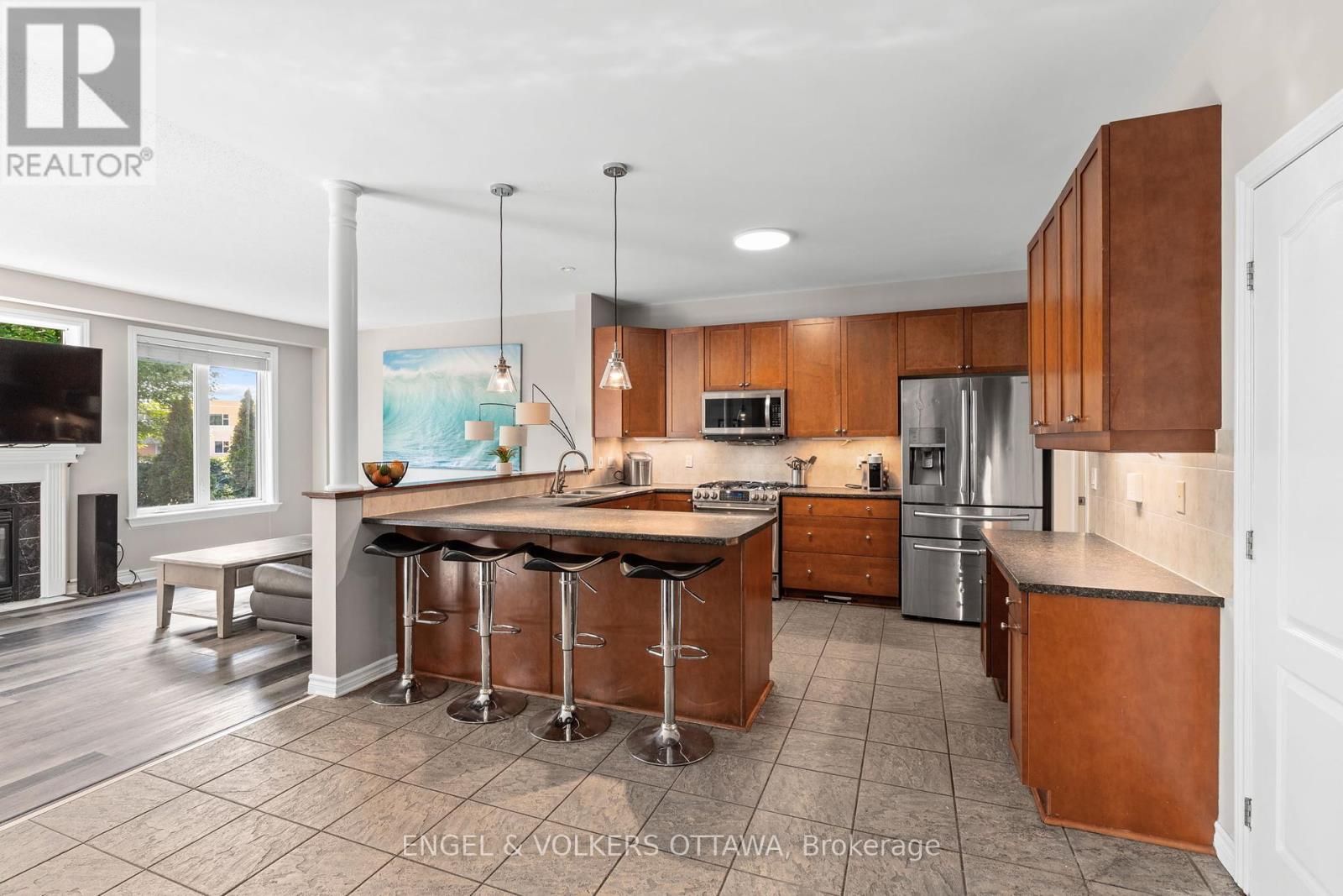 98 Anfield Crescent E, Ottawa, Ontario  K2G 7B7 - Photo 10 - X12357033