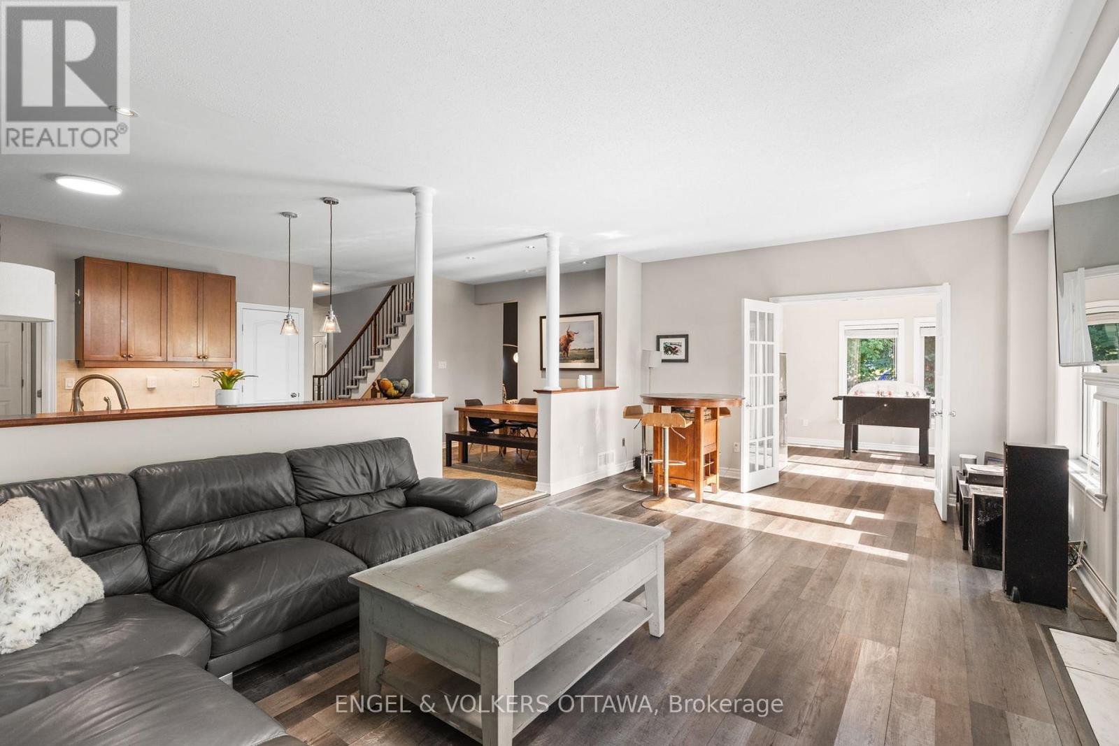98 Anfield Crescent E, Ottawa, Ontario  K2G 7B7 - Photo 17 - X12357033
