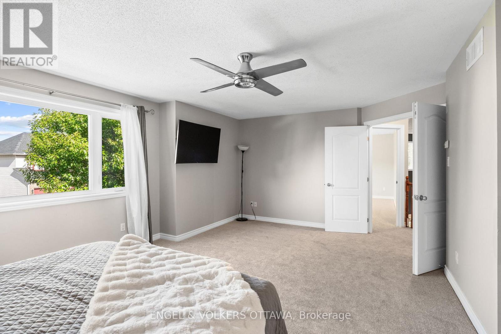 98 Anfield Crescent E, Ottawa, Ontario  K2G 7B7 - Photo 24 - X12357033
