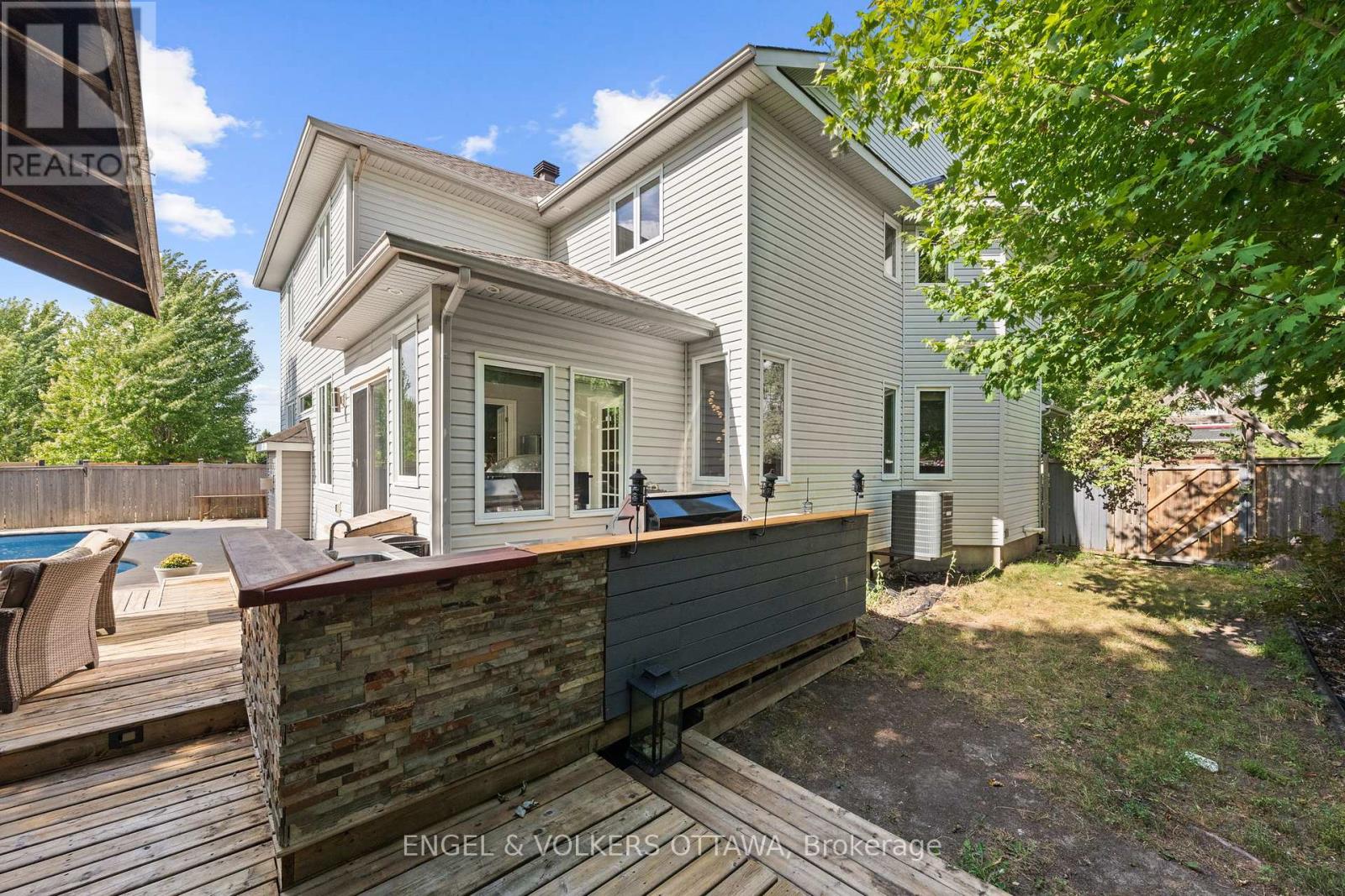 98 Anfield Crescent E, Ottawa, Ontario  K2G 7B7 - Photo 44 - X12357033