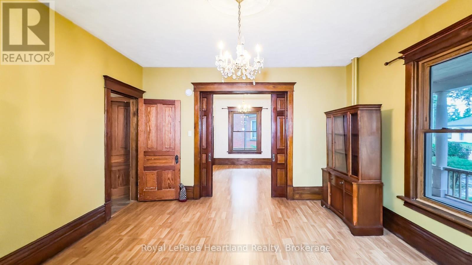 183 East Street, Goderich, Ontario  N7A 1N6 - Photo 11 - X12356520