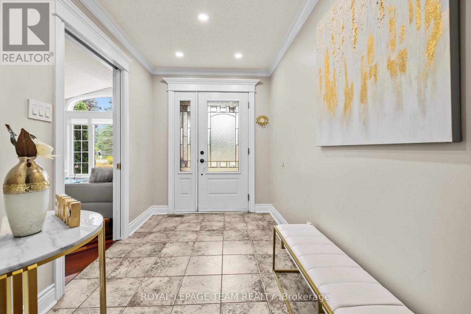 Property at 1280 BEN ROYAL AVENUE image 3