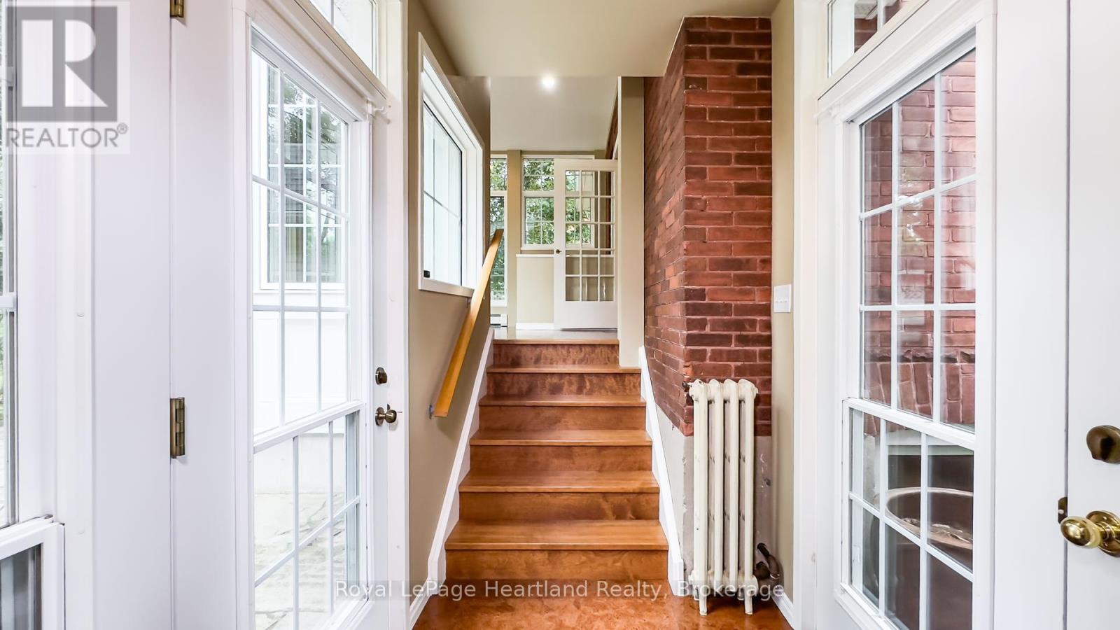 183 East Street, Goderich, Ontario  N7A 1N6 - Photo 22 - X12356520