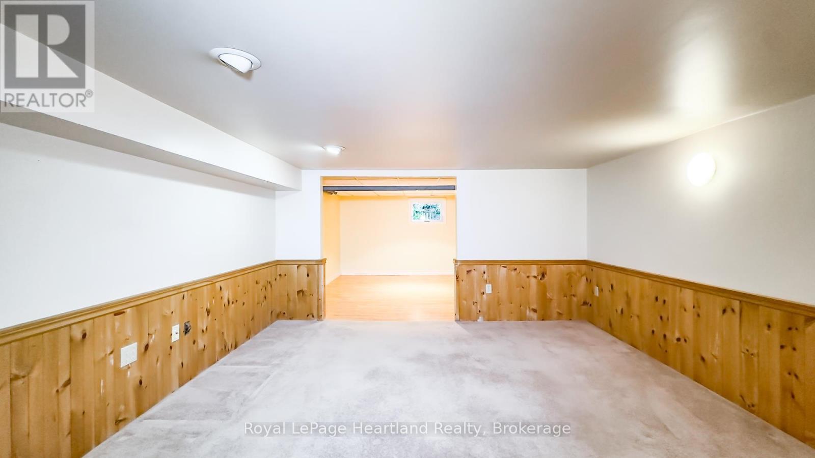 183 East Street, Goderich, Ontario  N7A 1N6 - Photo 38 - X12356520