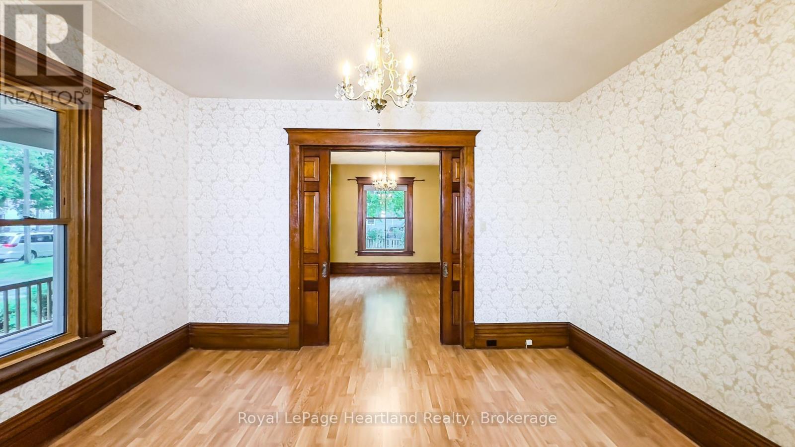 183 East Street, Goderich, Ontario  N7A 1N6 - Photo 8 - X12356520