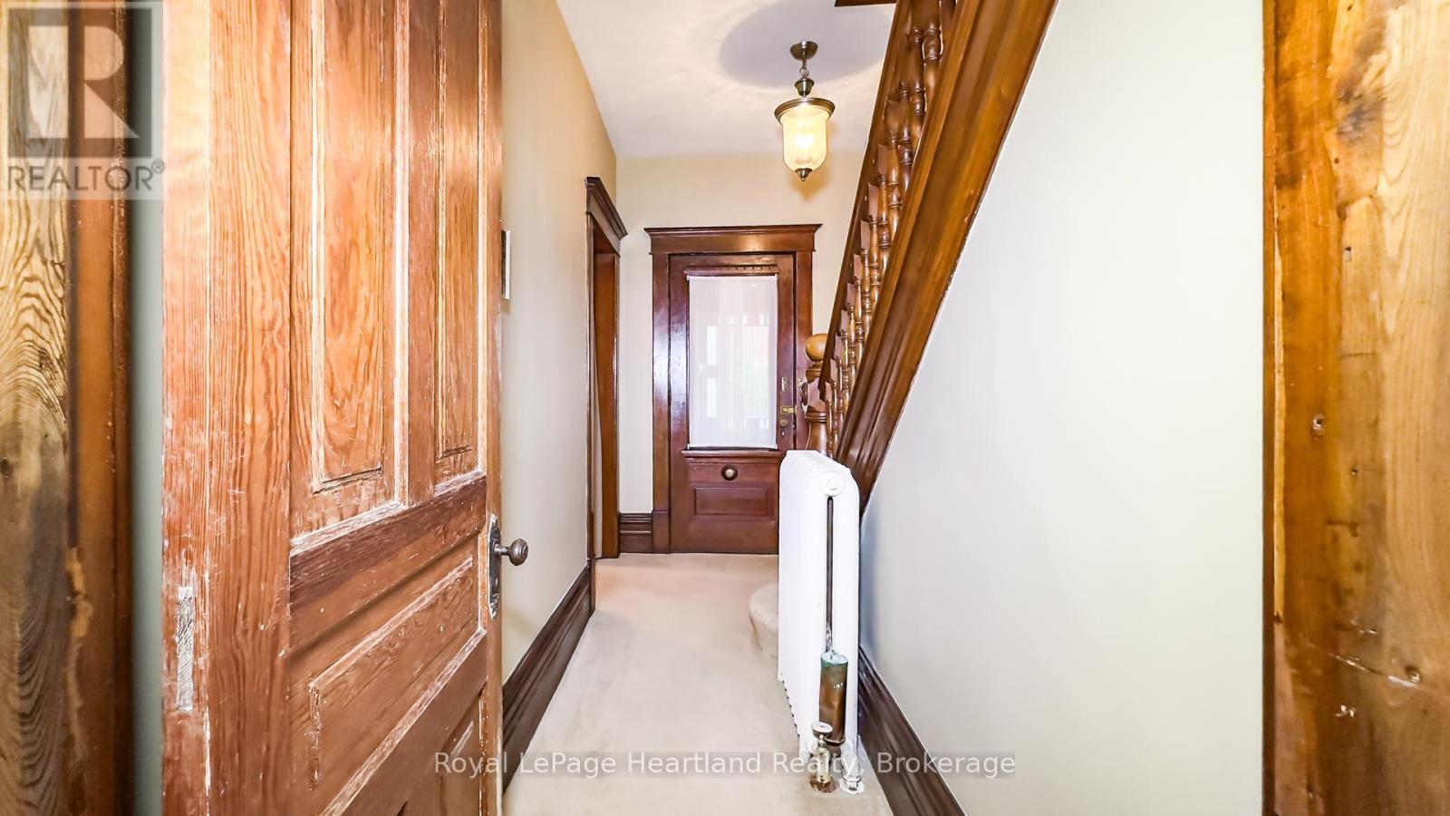 183 East Street, Goderich, Ontario  N7A 1N6 - Photo 18 - X12356520