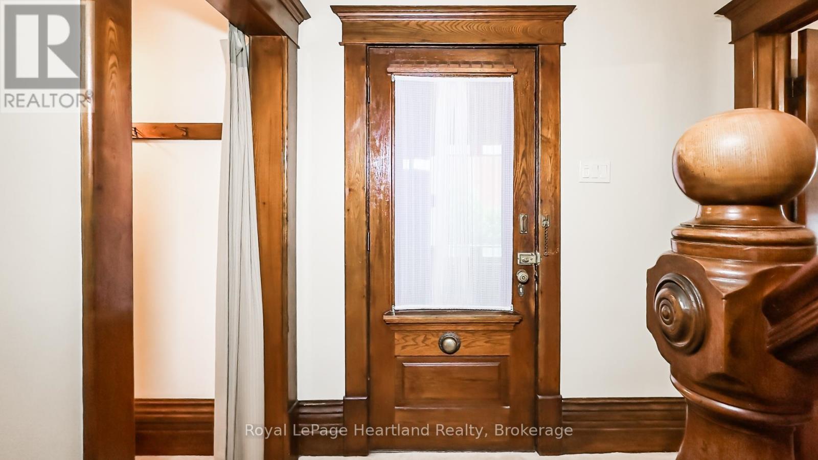 183 East Street, Goderich, Ontario  N7A 1N6 - Photo 6 - X12356520