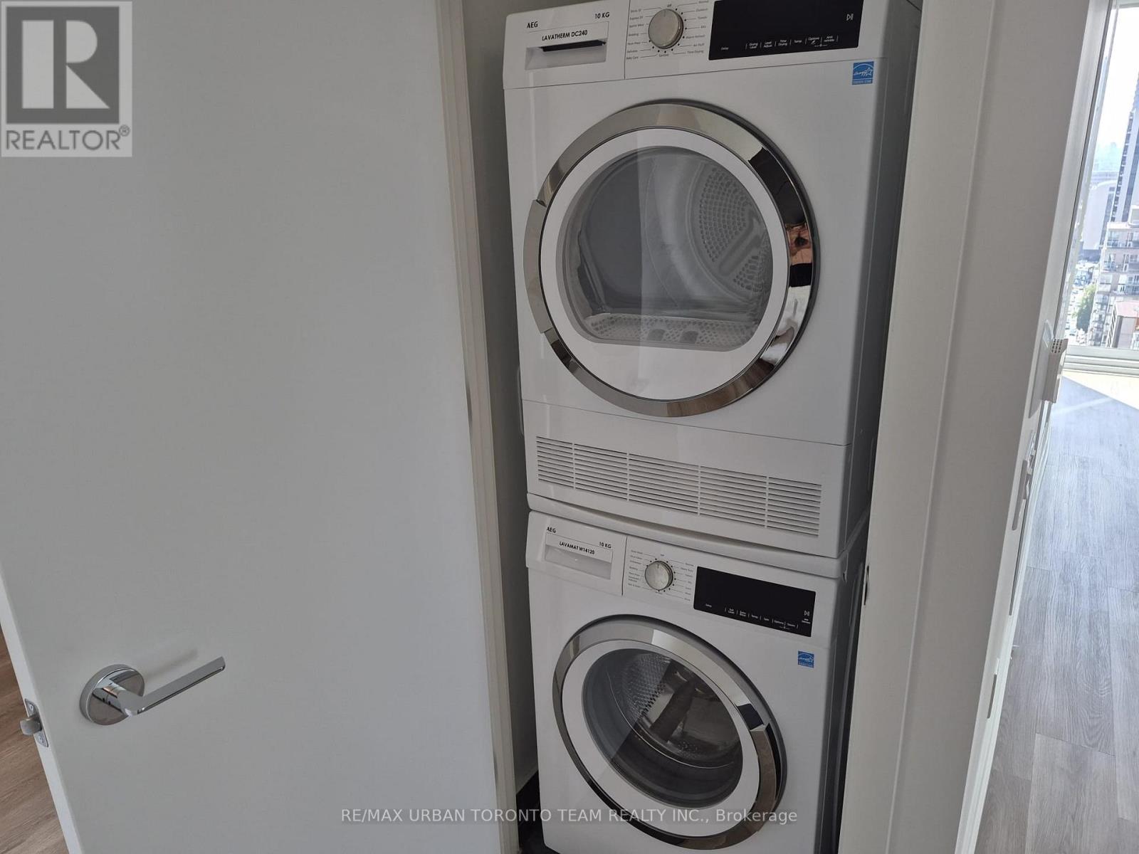 2802 - 771 Yonge Street, Toronto, Ontario  M4W 0B8 - Photo 19 - C12346369