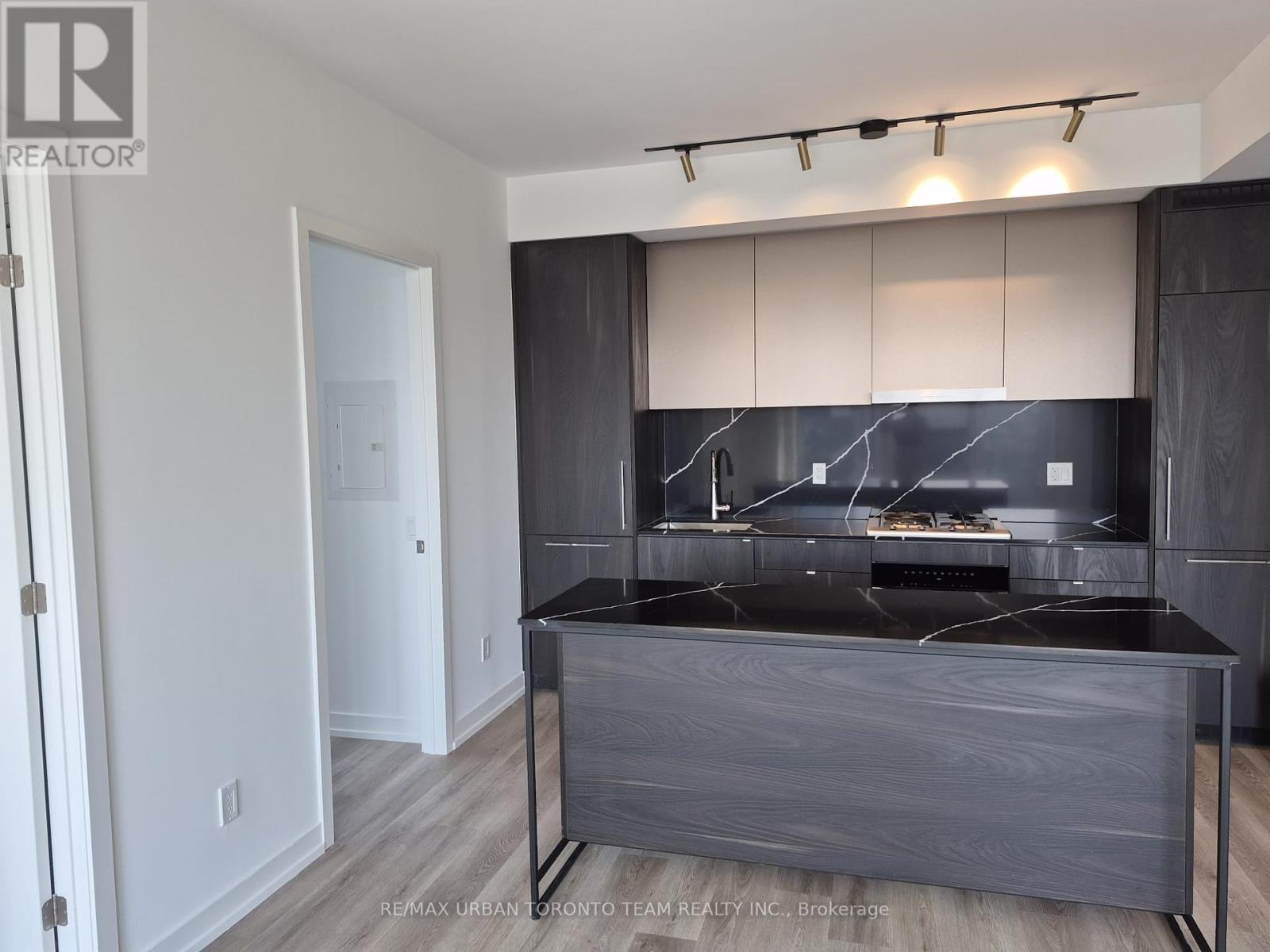 2802 - 771 Yonge Street, Toronto, Ontario  M4W 0B8 - Photo 4 - C12346369