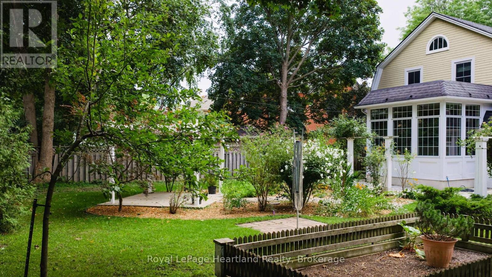 183 East Street, Goderich, Ontario  N7A 1N6 - Photo 46 - X12356520