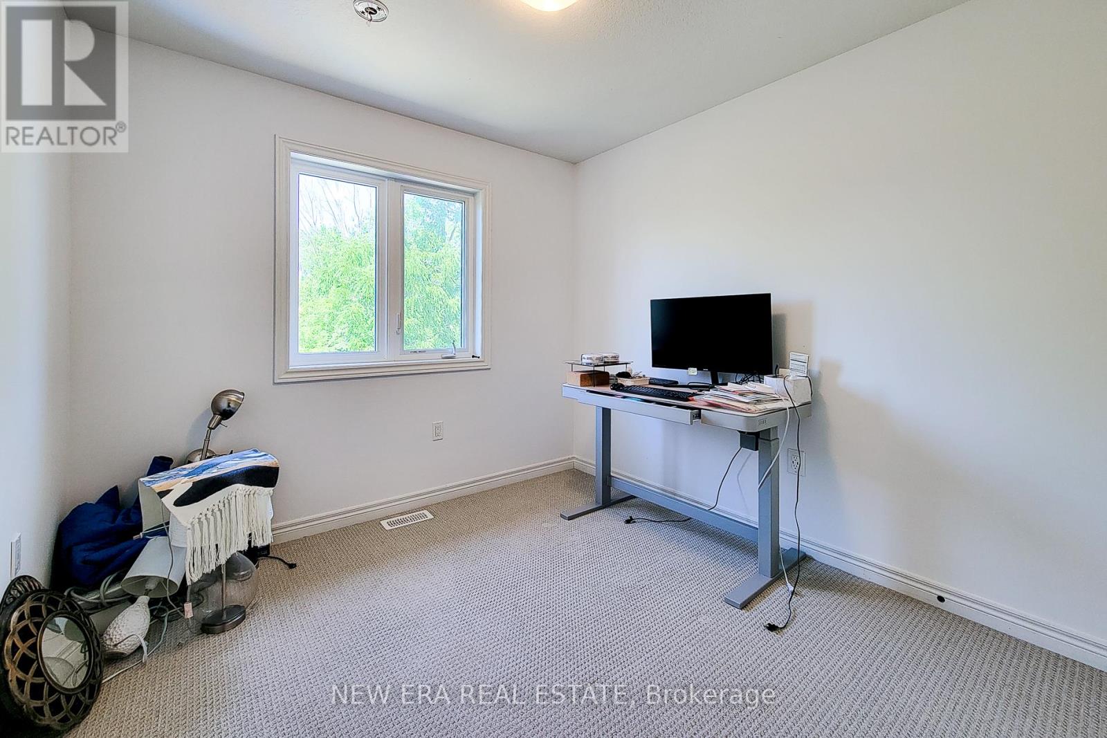 63 Dennis Drive, West Lincoln, Ontario  L0R 2A0 - Photo 34 - X12353172