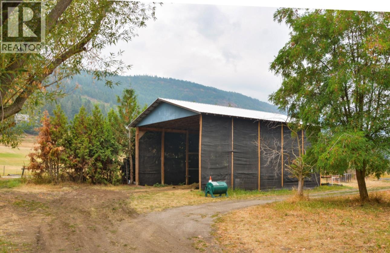 6800 Learmouth Road, Coldstream, British Columbia  V1B 3G9 - Photo 7 - 10360194