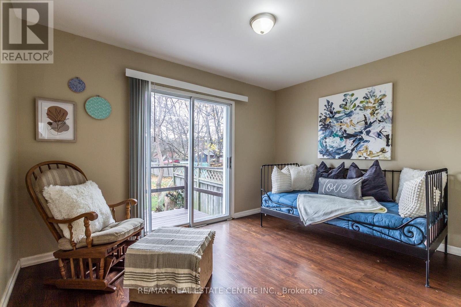 34 Milton Heights Crescent, Milton, Ontario  L9T 2W7 - Photo 16 - W12356971