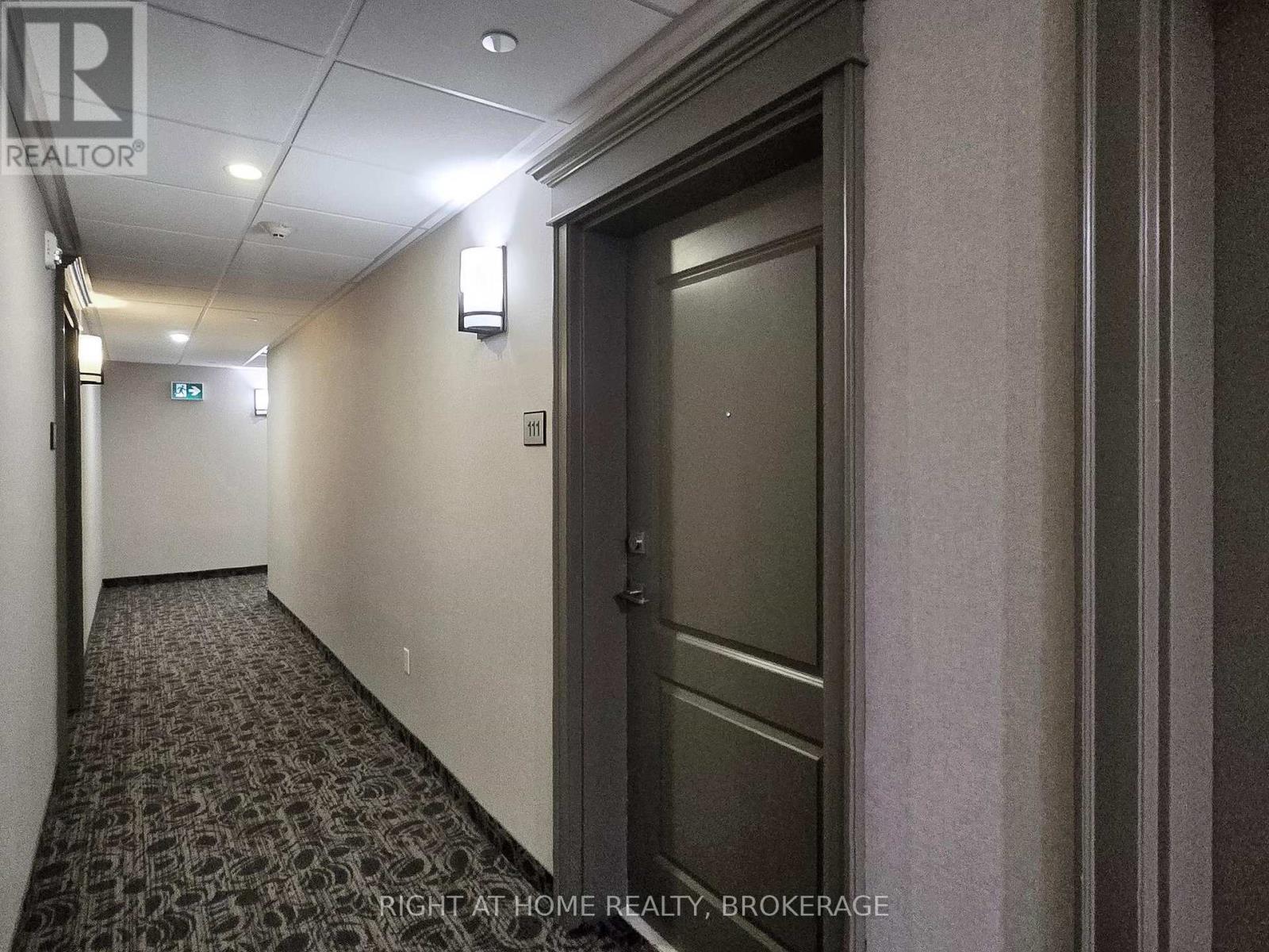 111 - 101 Shoreview Place, Hamilton (Lakeshore), Ontario  L8E 0K3 - Photo 10 - X11998517