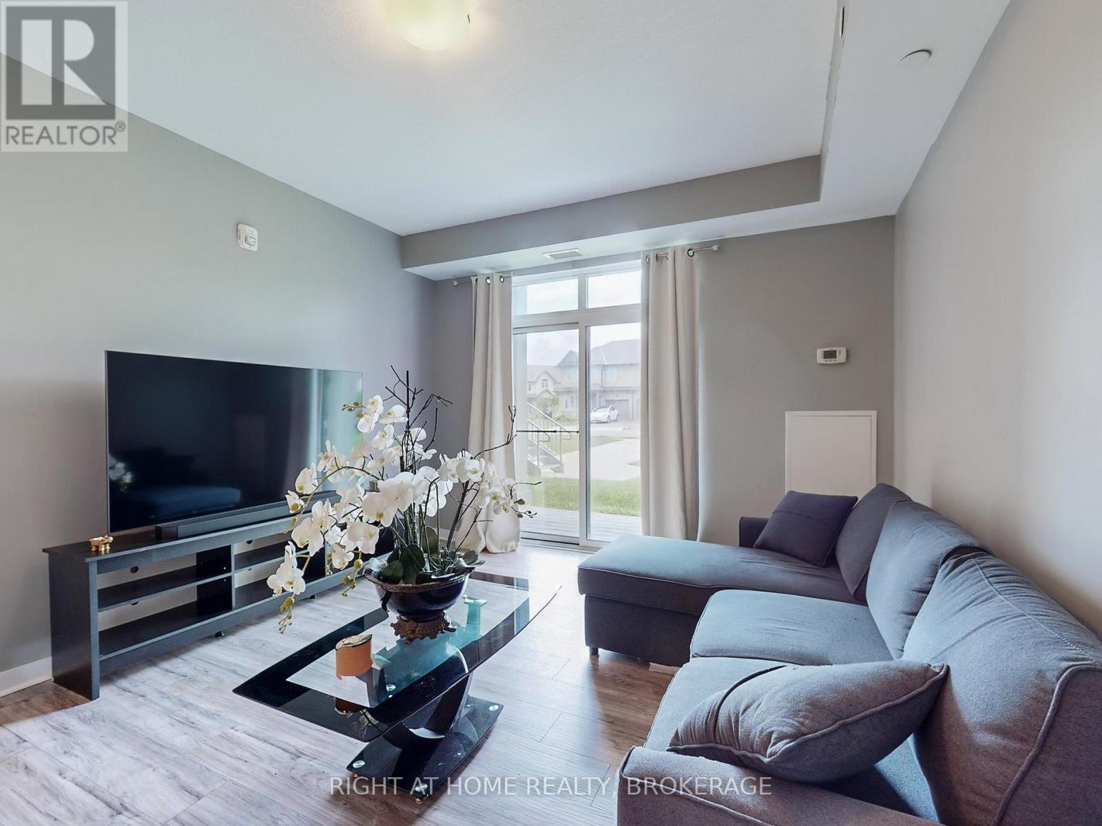 111 - 101 Shoreview Place, Hamilton (Lakeshore), Ontario  L8E 0K3 - Photo 11 - X11998517