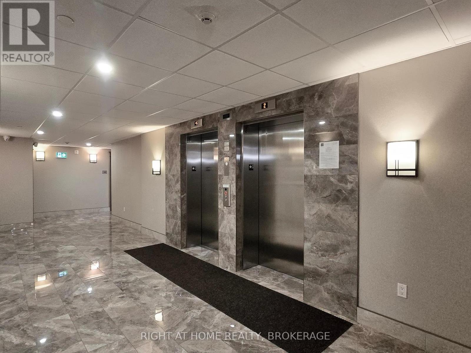 111 - 101 Shoreview Place, Hamilton (Lakeshore), Ontario  L8E 0K3 - Photo 6 - X11998517