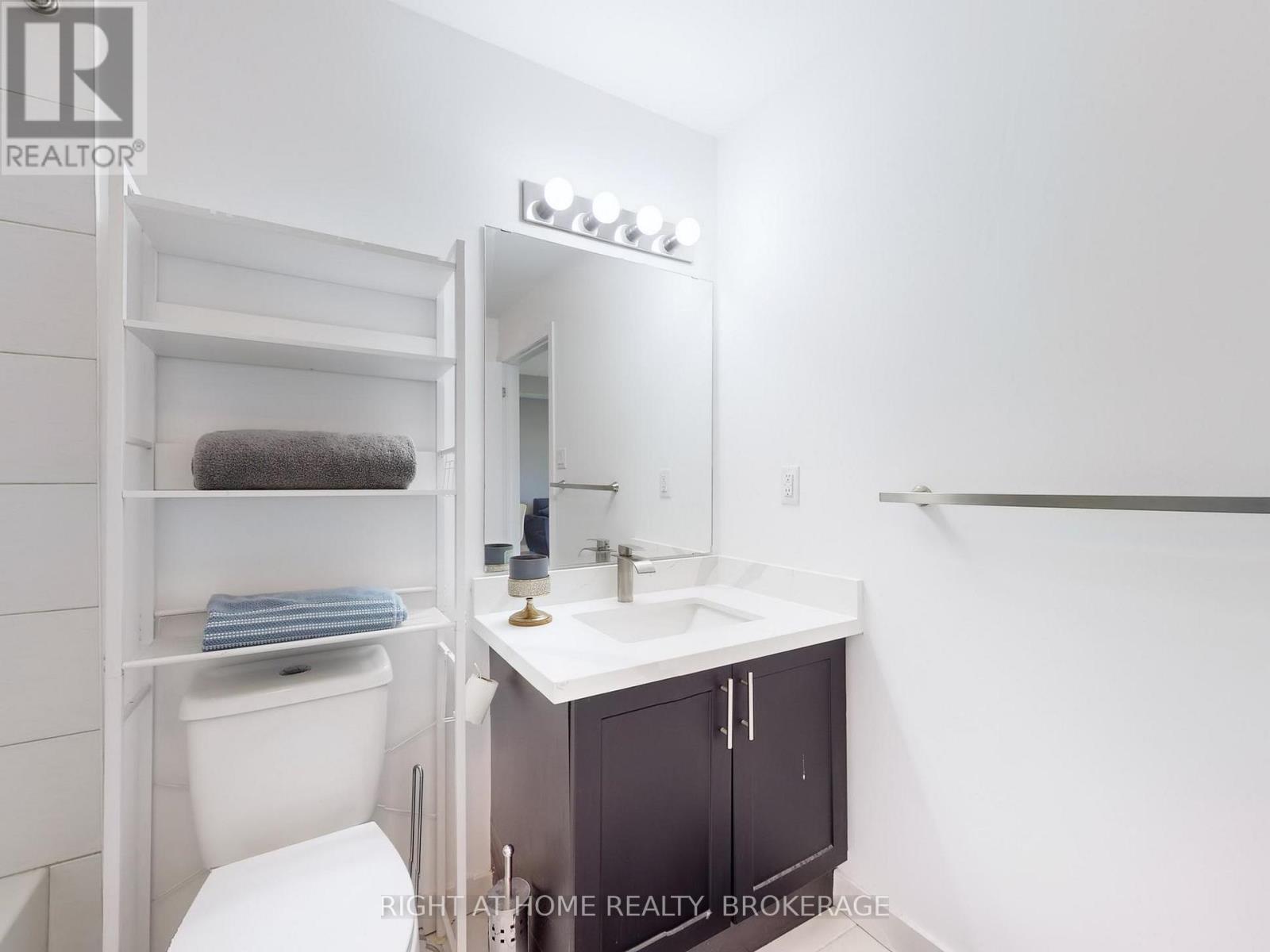 111 - 101 Shoreview Place, Hamilton (Lakeshore), Ontario  L8E 0K3 - Photo 27 - X11998517