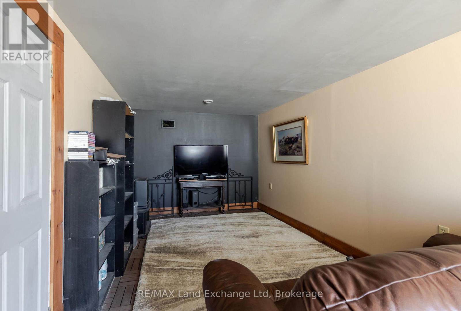 3095 Old Mill Street, Howick, Ontario  N0G 1V0 - Photo 32 - X12357072