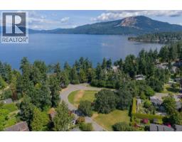 10859 Madrona Dr Deep Cove, North Saanich, Ca