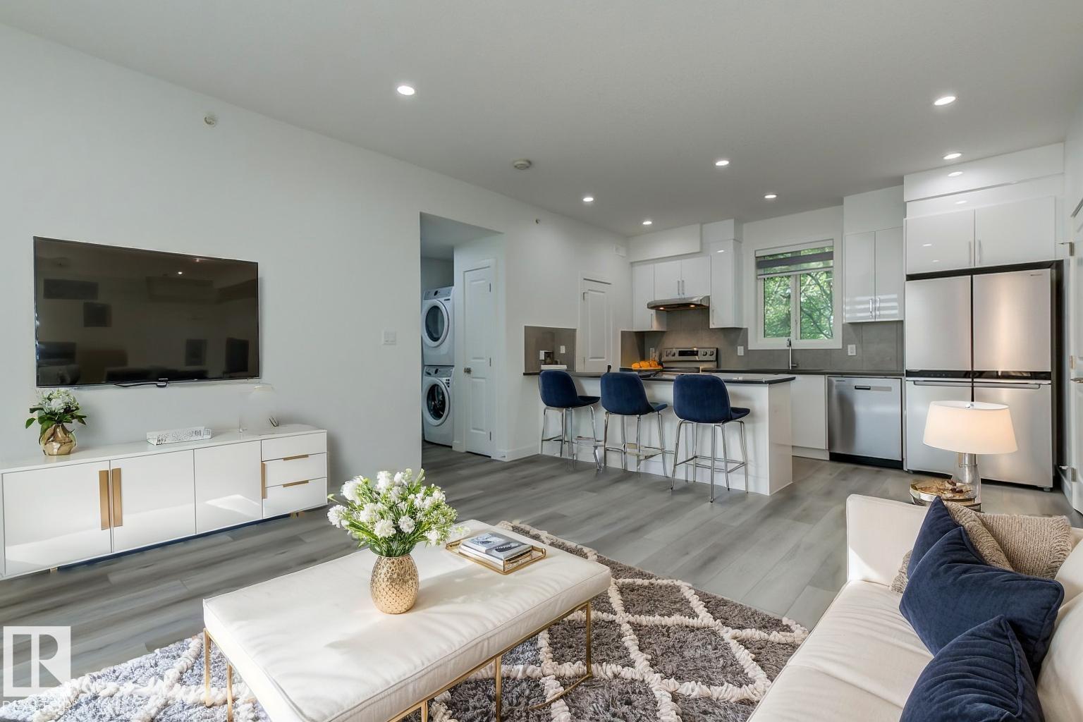#102 10751 85 AV NW, Edmonton, Alberta
