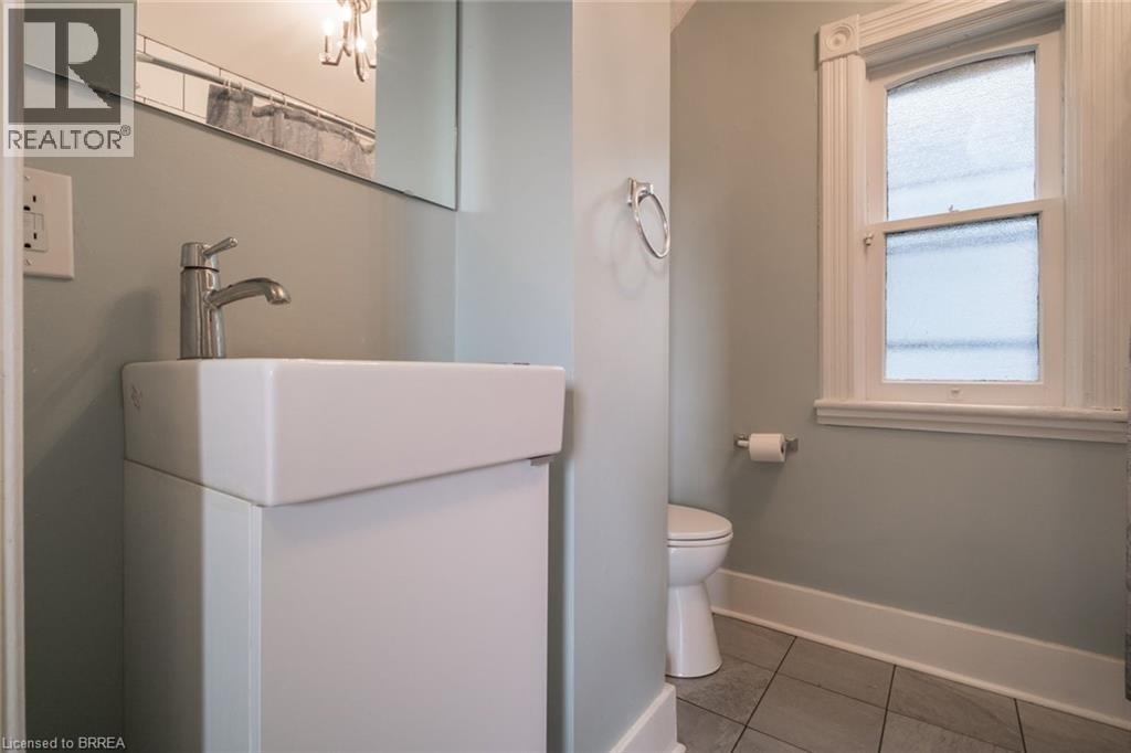 31 Palmerston Avenue Unit# Lower, Brantford, Ontario  N3T 4L1 - Photo 11 - 40761790