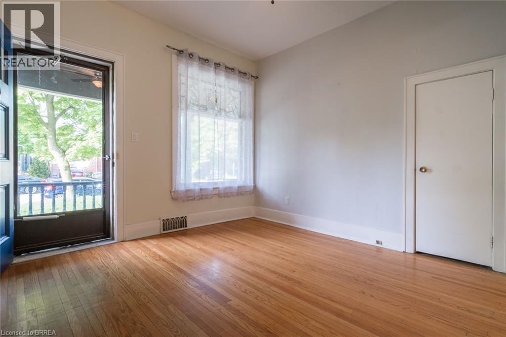 31 Palmerston Avenue Unit# Lower, Brantford, Ontario  N3T 4L1 - Photo 4 - 40761790