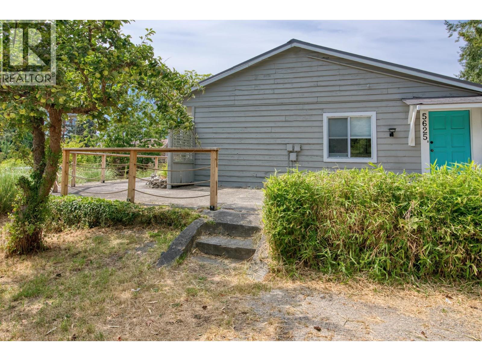 5625 O'brian Road, Halfmoon Bay, British Columbia  V7Z 1E9 - Photo 23 - R3039198