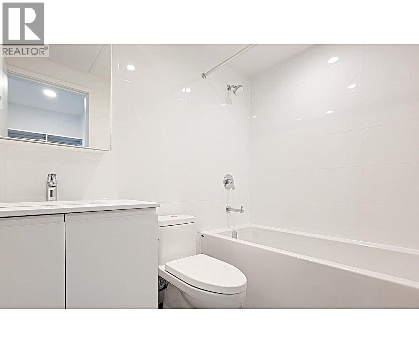 4304 3833 Evergreen Place, Burnaby, British Columbia  V3J 0M2 - Photo 8 - R3038992