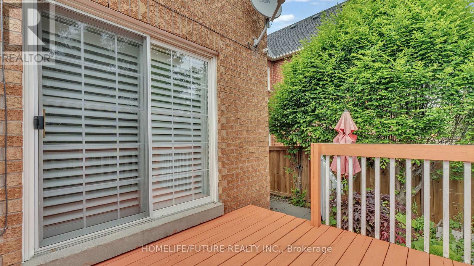 25 Gateway Court, Whitby, Ontario  L1R 3M9 - Photo 12 - E12357014