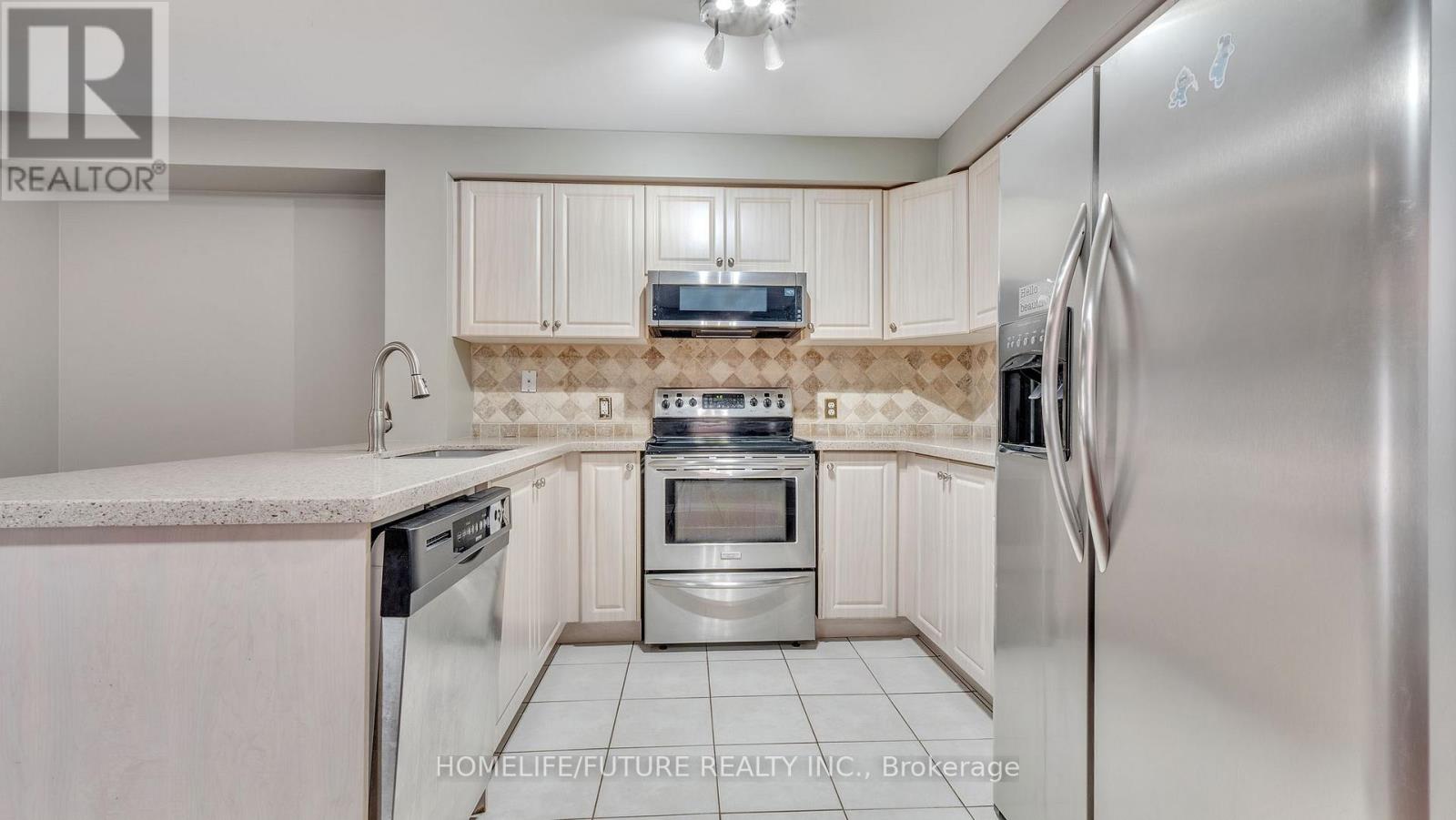 25 Gateway Court, Whitby, Ontario  L1R 3M9 - Photo 20 - E12357014