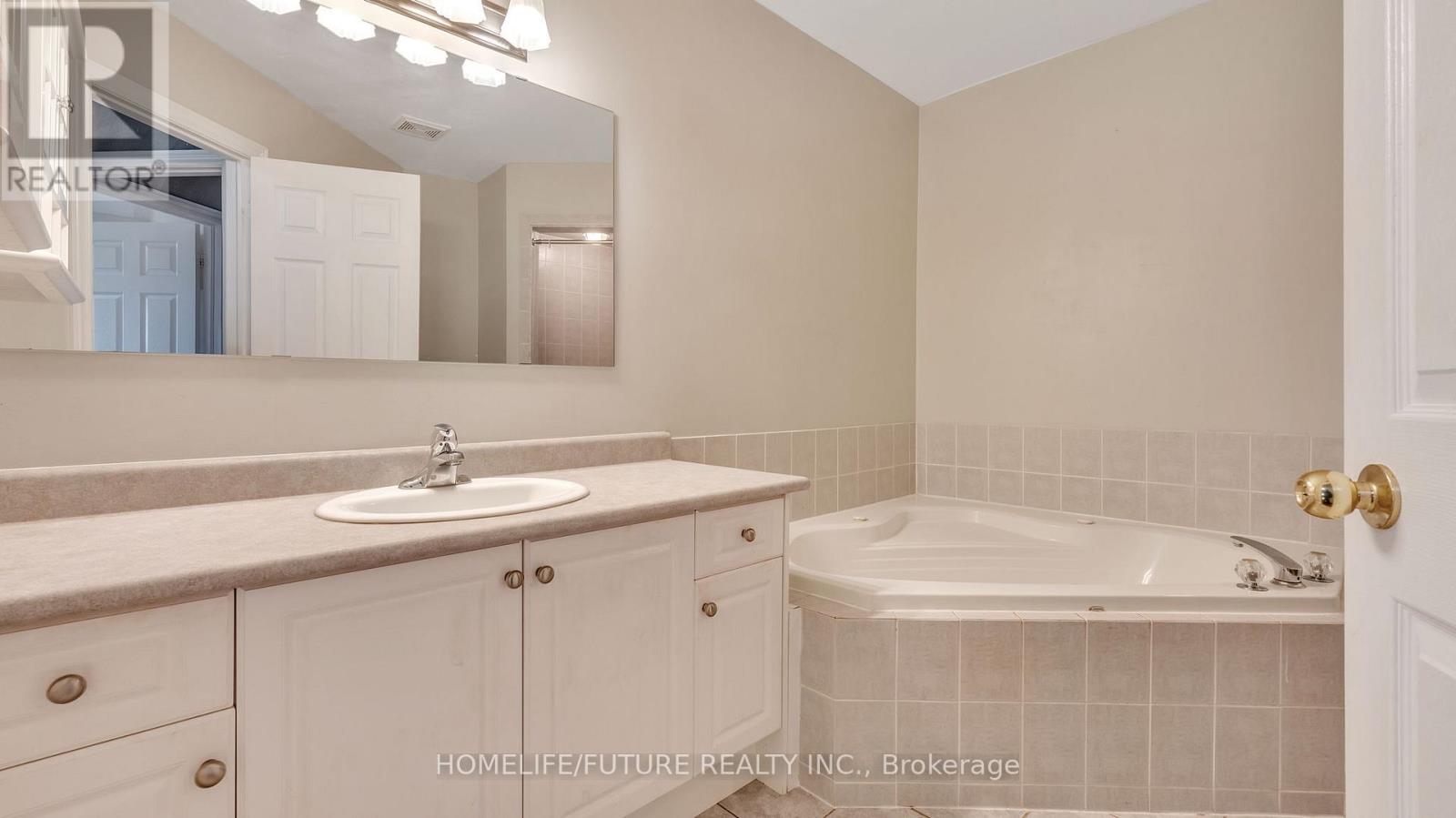 25 Gateway Court, Whitby, Ontario  L1R 3M9 - Photo 31 - E12357014